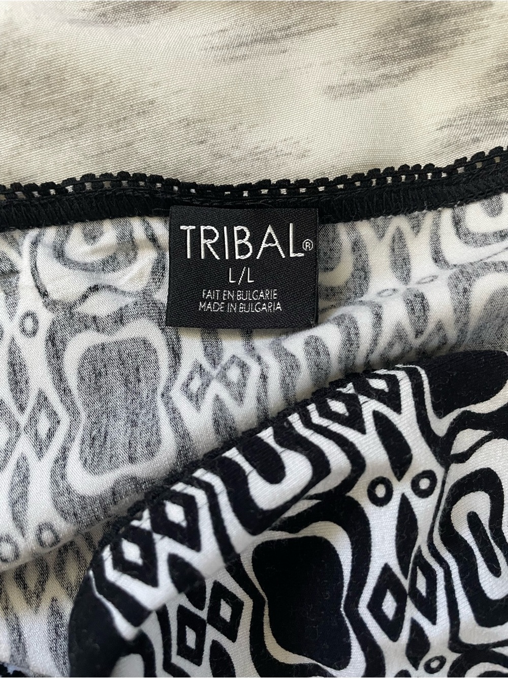 Tribal Black and White Skirt - Picture 2 of 4